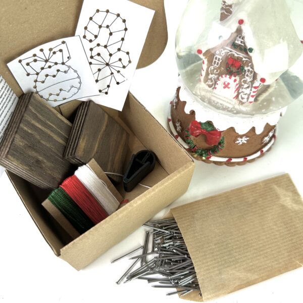 Magnesy String Art Wesołych Świąt